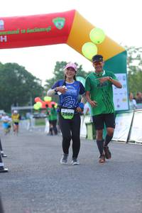 BIB: 2560, 
                            <button type="button" onclick="openModal(3653909)" class="btn btn-primary btn-sm float-right btn-popup" data-toggle="modal" data-target=".modal-high-quality">
                        <i class="fas fa-shopping-cart"></i> Add to Cart
                    </button>
                                            <button type="button" onclick="isThisMe(3653909, true)" class="btn btn-success btn-sm float-right btn-popup btn-isme hidden" data-toggle="tooltip" data-placement="bottom" title="นี่คือรูปของคุณใช่ไหม คลิกที่นี่เพื่อเอาเข้าอัลบั้ม">
                        <i class="fas fa-plus"></i> Add to album
                    </button>
                    <button type="button" onclick="isThisMe(3653909, false)" class="btn btn-warning btn-sm float-right btn-popup btn-isnotme hidden">
                        <i class="fas fa-ban"></i> Remove from album
                    </button>